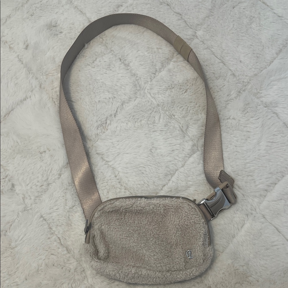 lululemon athletica Beige Belt Bag